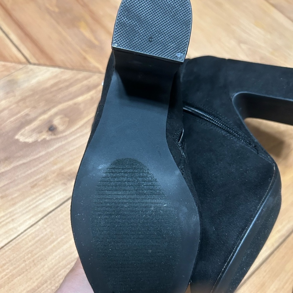 JustFab Sleek Black Ankle Booties - Picture 6 of 9